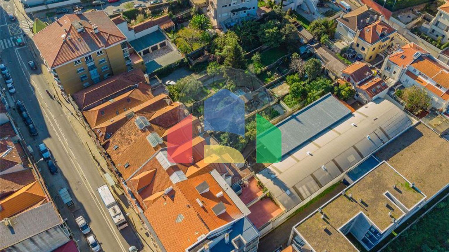 Residential - Single Family Home - T8 - Paranhos, Oporto - PT