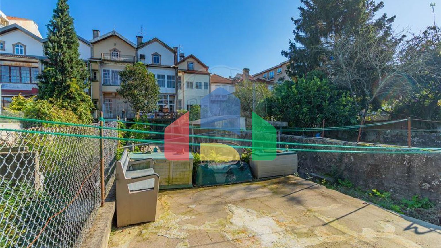 Residential - Single Family Home - T8 - Paranhos, Oporto - PT