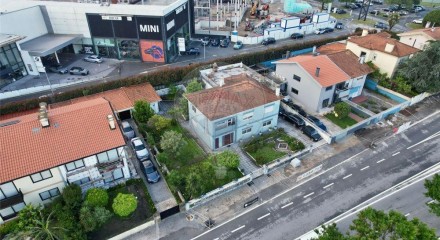Residential - Single Family Home - T6 - Paranhos, Oporto - PT