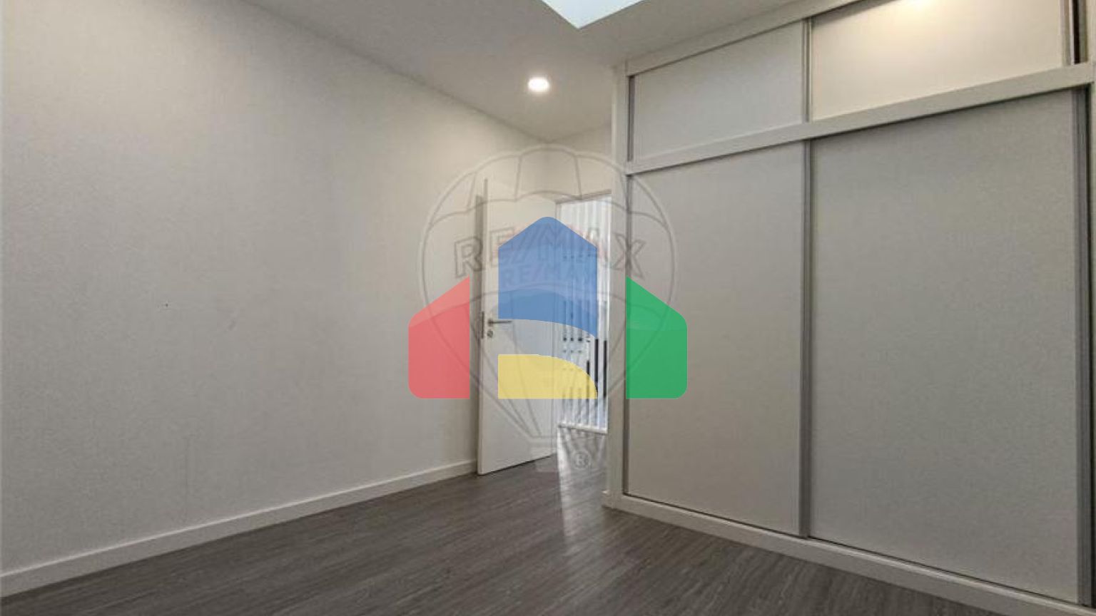 Residential - New Builds - T6 - Paranhos, Oporto - PT