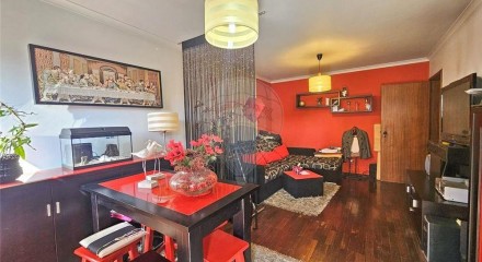 Residential - Condo/Apartment - T2 - Paranhos, Oporto - PT