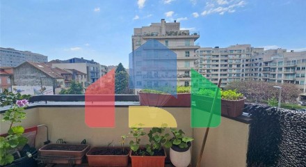 Residential - Condo/Apartment - T2 - Paranhos, Oporto - PT