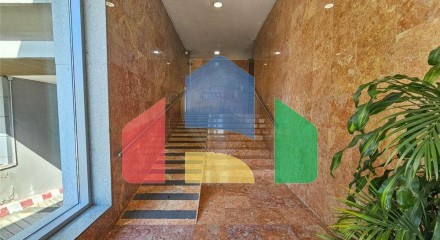 Residential - Condo/Apartment - T2 - Paranhos, Oporto - PT
