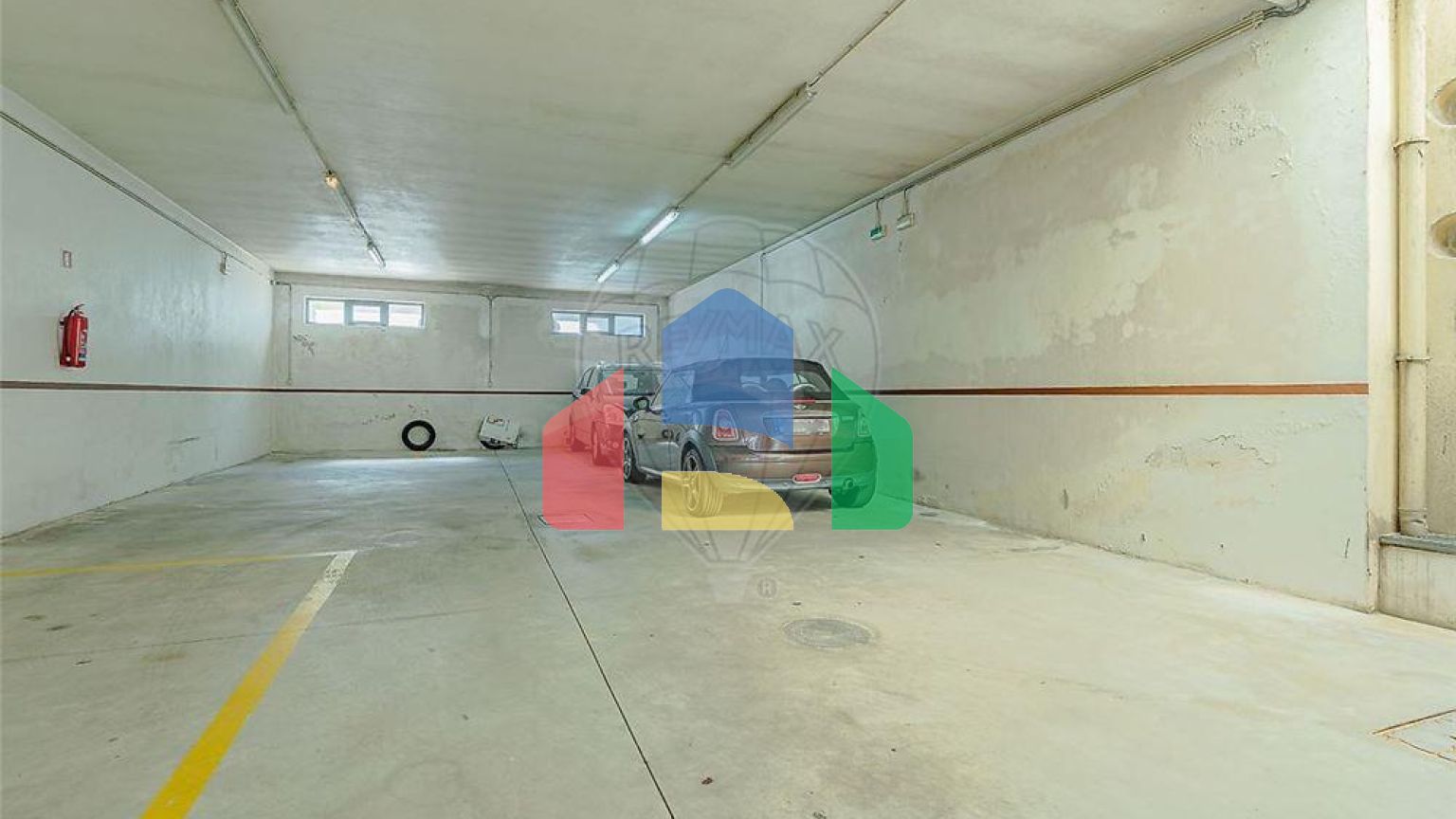 Residential - Condo/Apartment - T4 - Paranhos, Oporto - PT