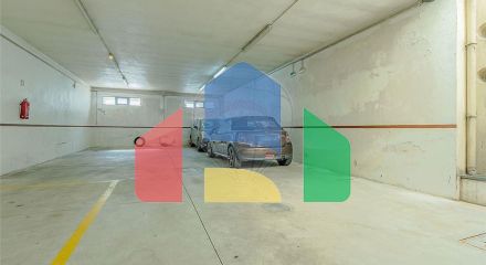 Residential - Condo/Apartment - T4 - Paranhos, Oporto - PT