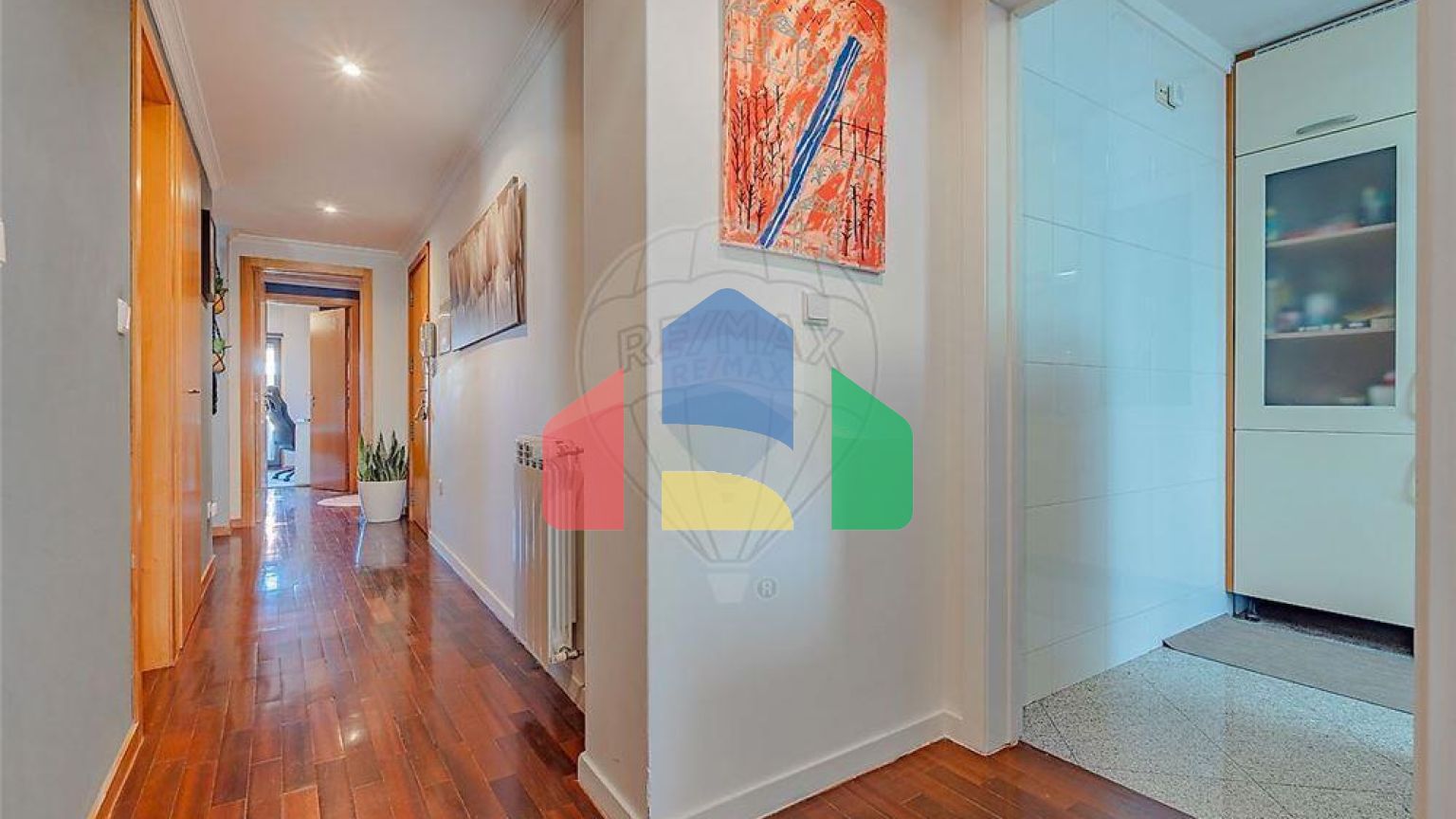 Residential - Condo/Apartment - T4 - Paranhos, Oporto - PT