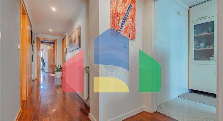 Residential - Condo/Apartment - T4 - Paranhos, Oporto - PT