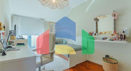 Residential - Condo/Apartment - T4 - Paranhos, Oporto - PT