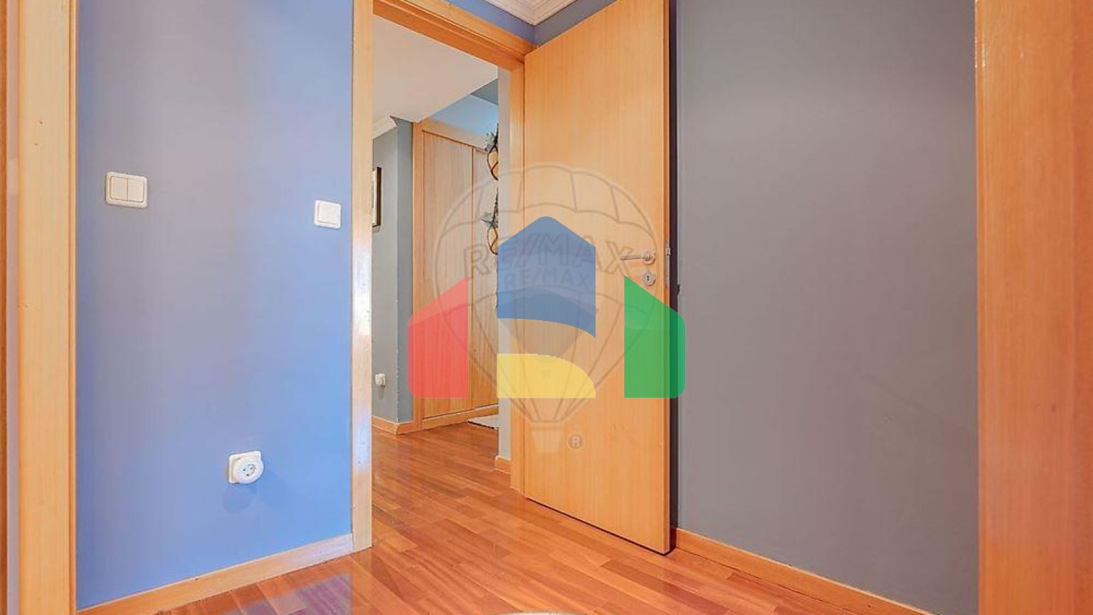 Residential - Condo/Apartment - T4 - Paranhos, Oporto - PT