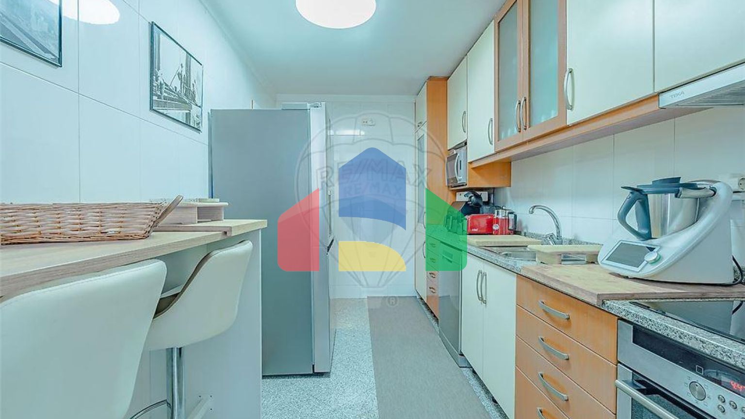 Residential - Condo/Apartment - T4 - Paranhos, Oporto - PT