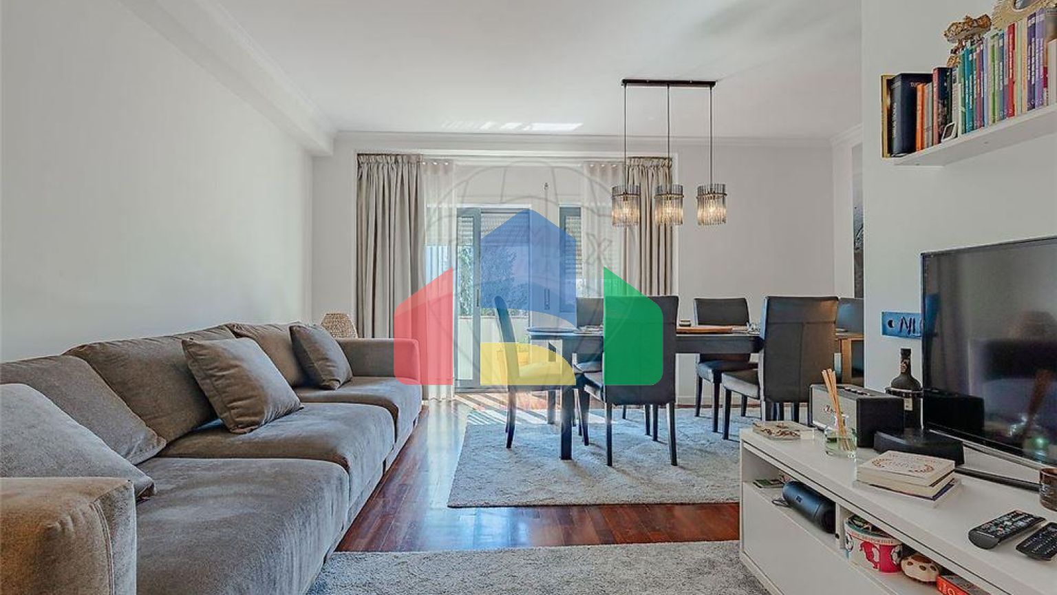 Residential - Condo/Apartment - T4 - Paranhos, Oporto - PT