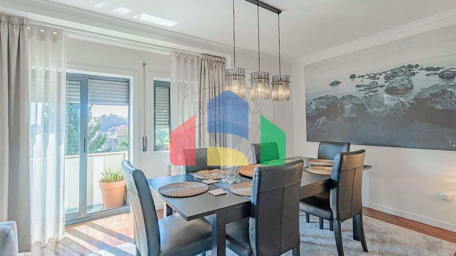 Residential - Condo/Apartment - T4 - Paranhos, Oporto - PT