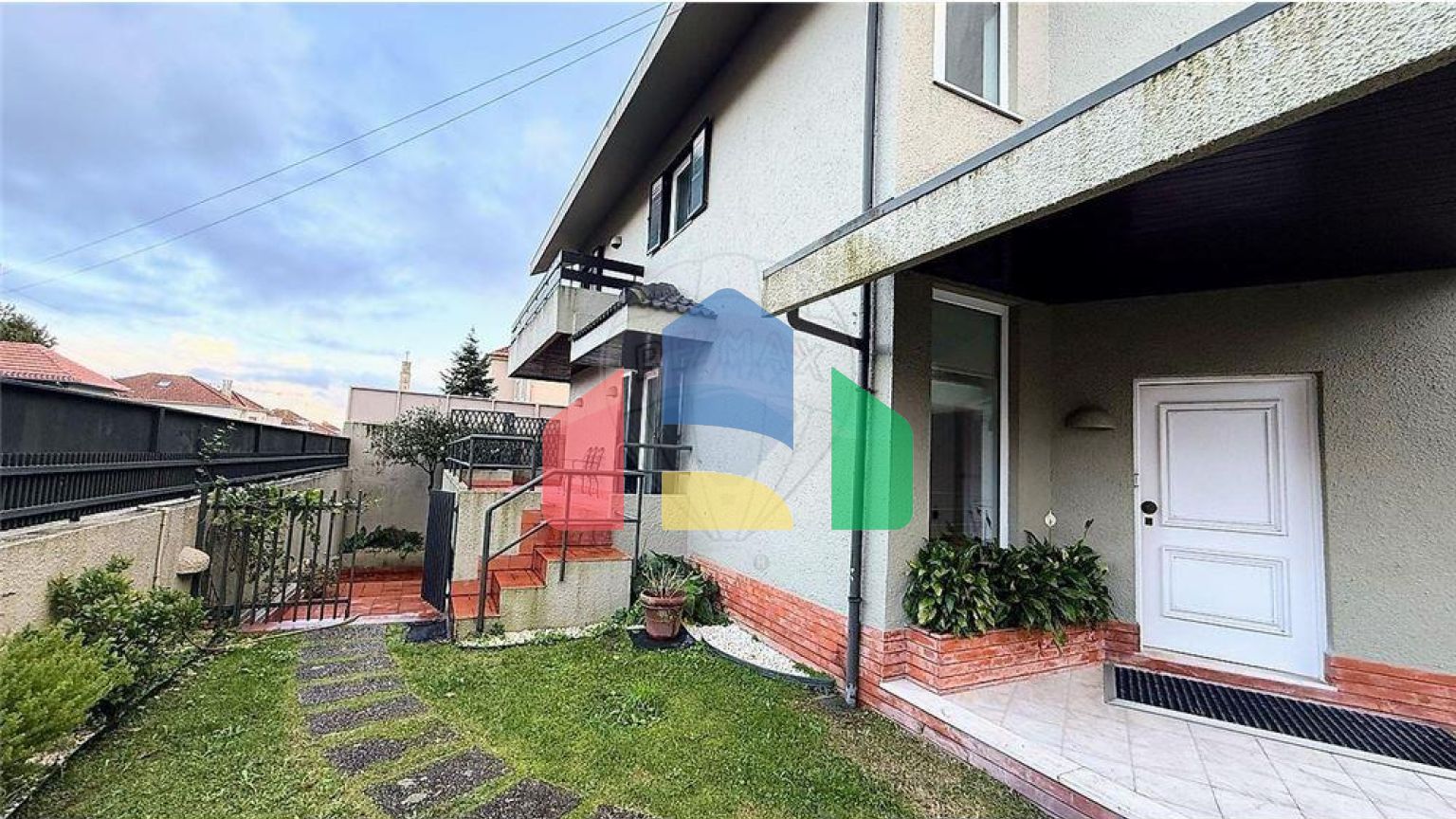 Residential - Single Family Home - T4 - Paranhos, Oporto - PT