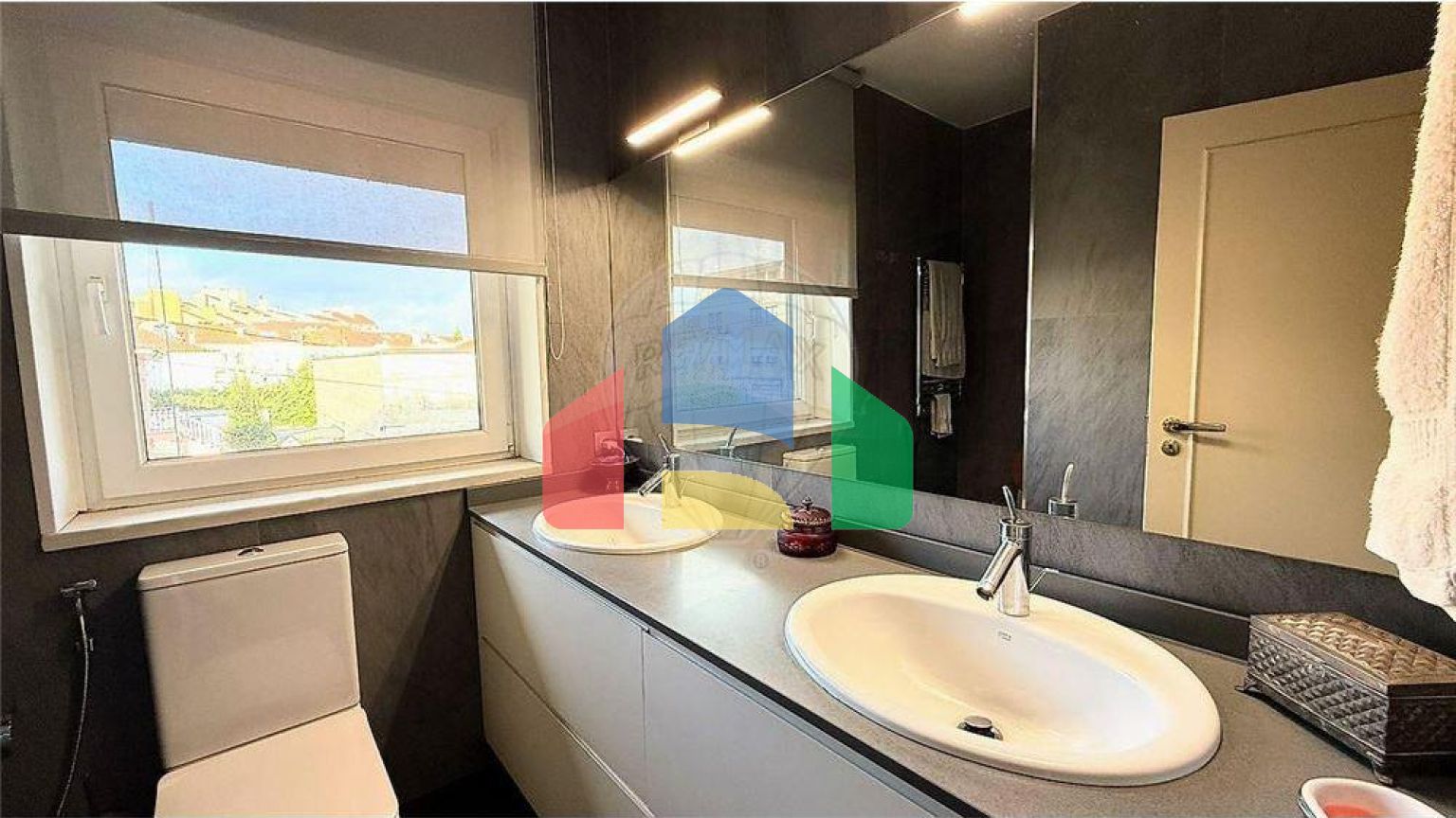 Residential - Single Family Home - T4 - Paranhos, Oporto - PT