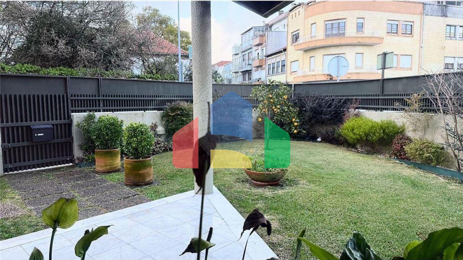 Residential - Single Family Home - T4 - Paranhos, Oporto - PT