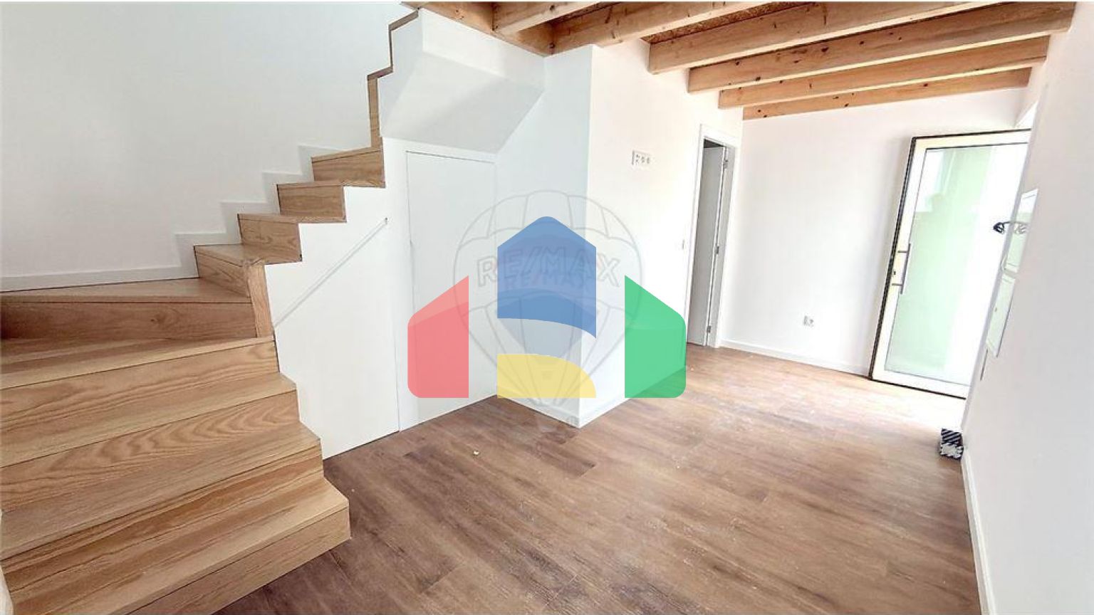 Residential - Single Family Home - T1 - Paranhos, Oporto - PT