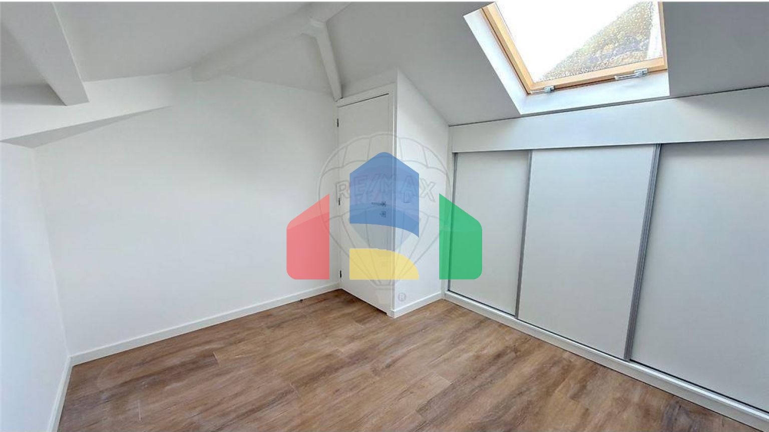 Residential - Single Family Home - T1 - Paranhos, Oporto - PT