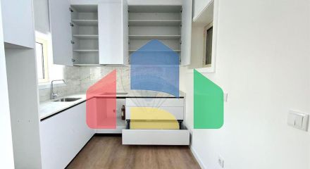 Residential - Single Family Home - T1 - Paranhos, Oporto - PT