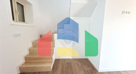 Residential - Single Family Home - T1 - Paranhos, Oporto - PT