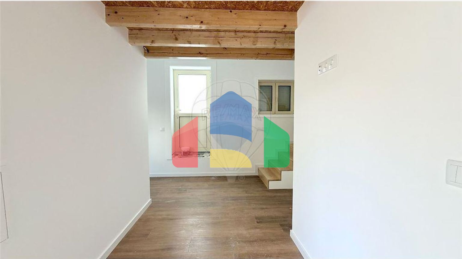 Residential - Single Family Home - T1 - Paranhos, Oporto - PT