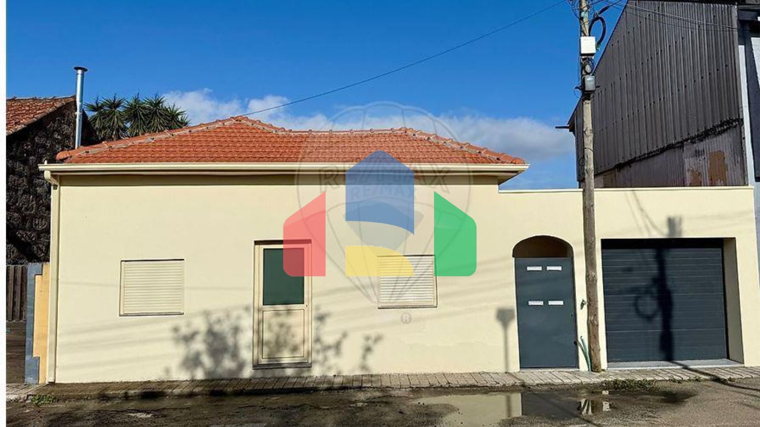 Residential - Single Family Home - T1 - Paranhos, Oporto - PT