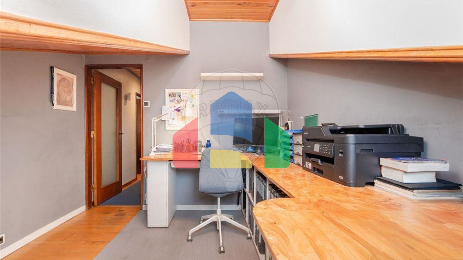 Residential - Condo/Apartment - T4 - Campolide, Lisbon - PT