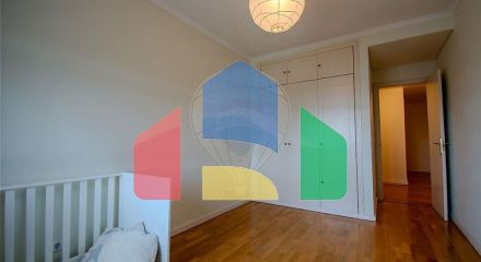 Residential - Condo/Apartment - T3 - Campolide, Lisbon - PT