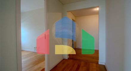 Residential - Condo/Apartment - T3 - Campolide, Lisbon - PT