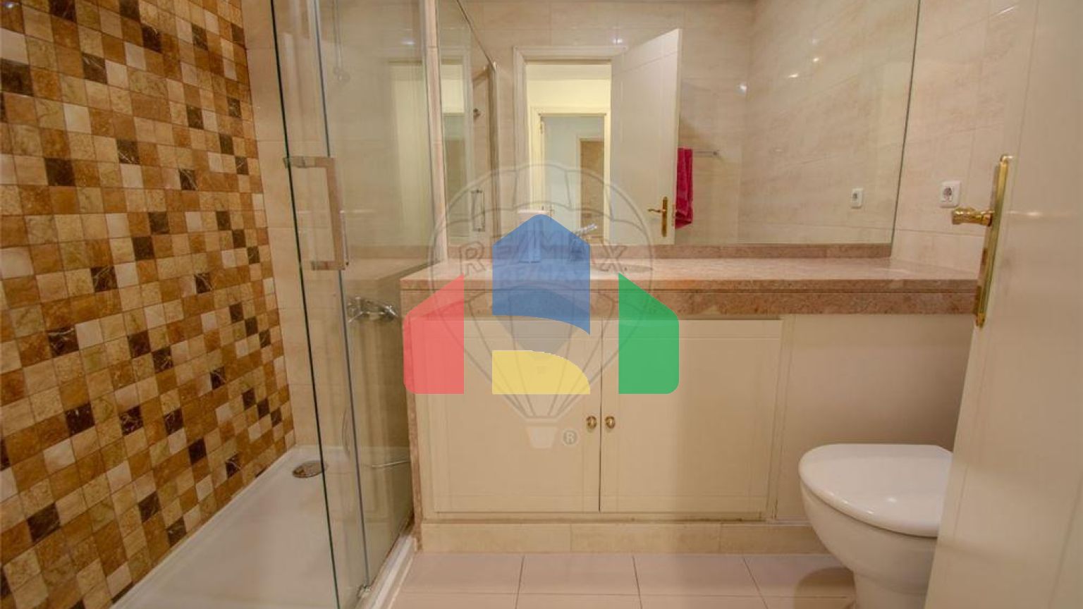 Residential - Condo/Apartment - T3 - Campolide, Lisbon - PT