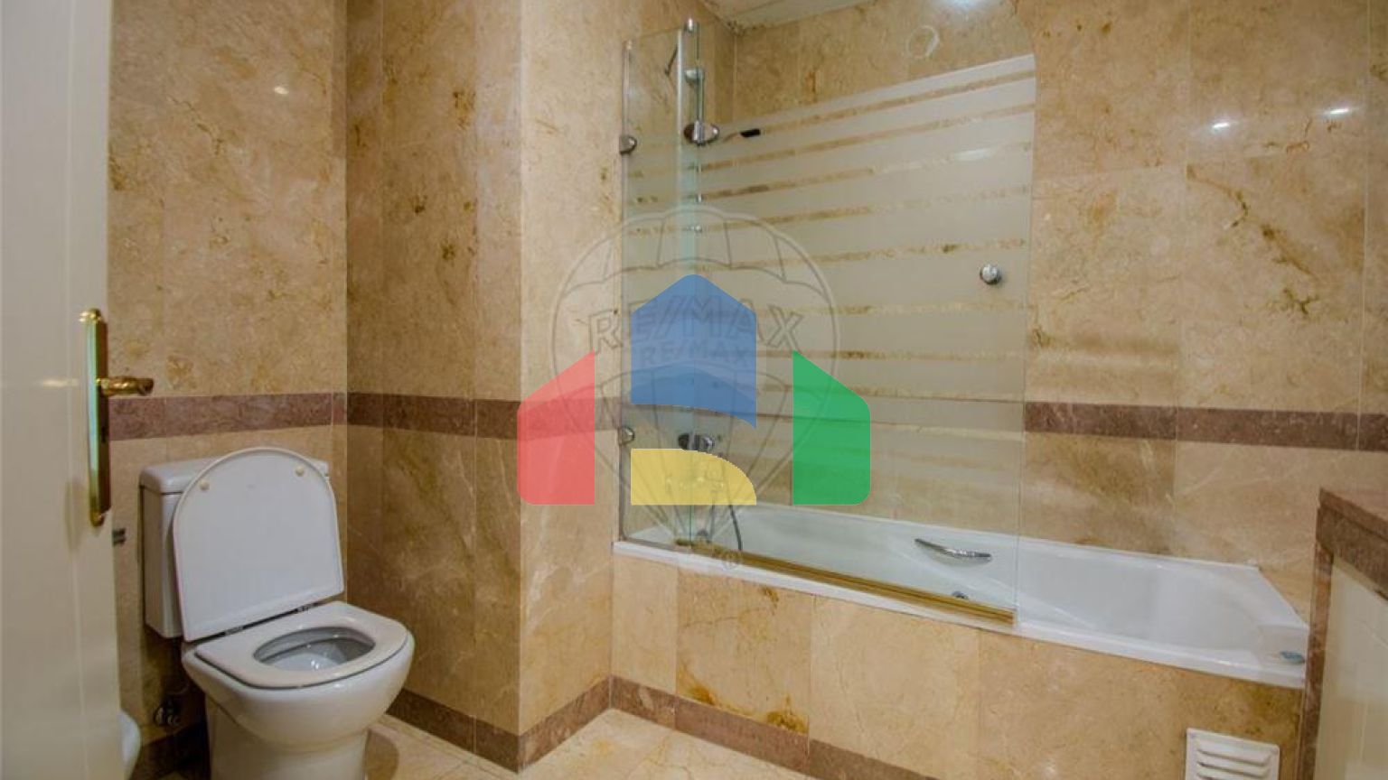 Residential - Condo/Apartment - T3 - Campolide, Lisbon - PT