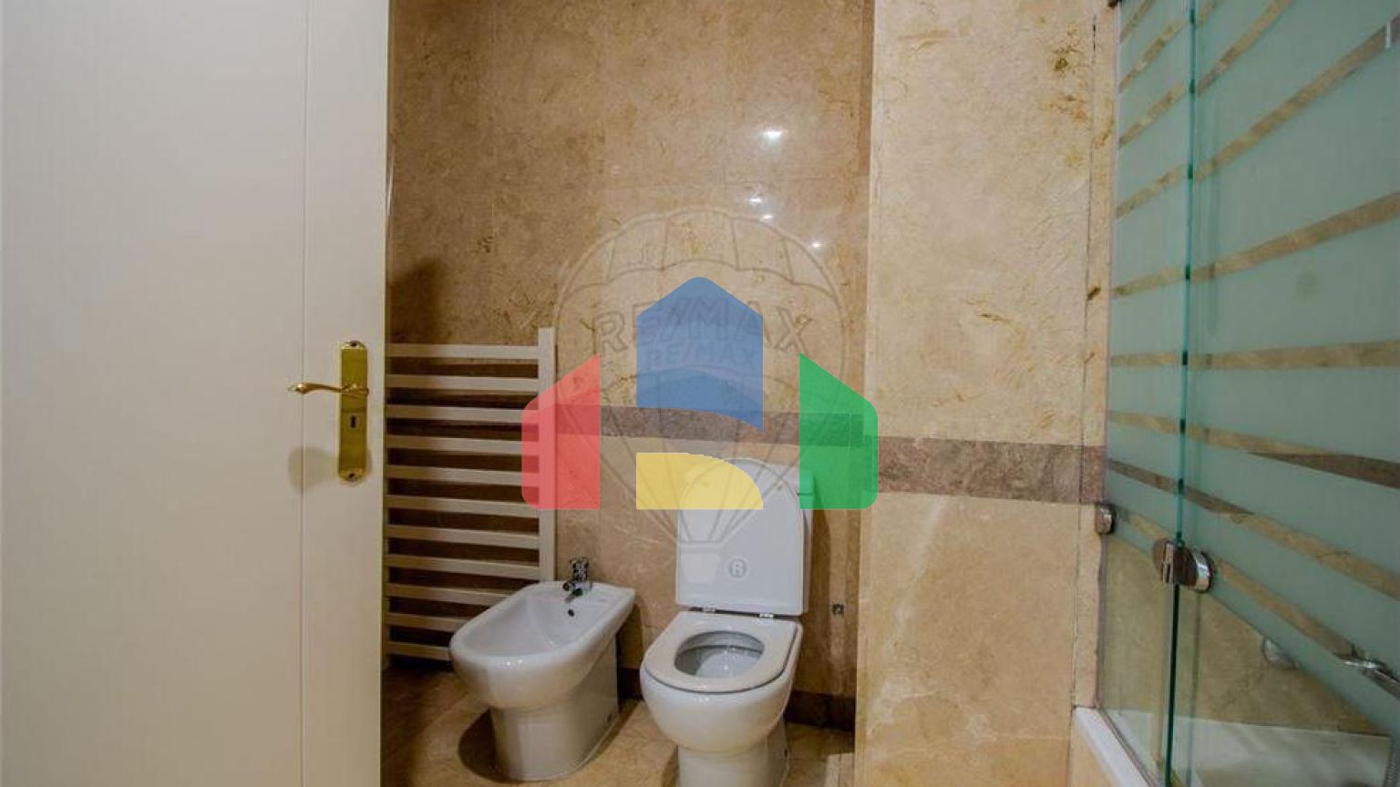 Residential - Condo/Apartment - T3 - Campolide, Lisbon - PT