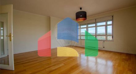 Residential - Condo/Apartment - T3 - Campolide, Lisbon - PT