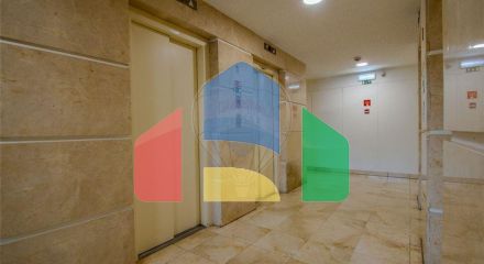 Residential - Condo/Apartment - T3 - Campolide, Lisbon - PT