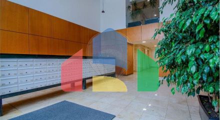 Residential - Condo/Apartment - T3 - Campolide, Lisbon - PT
