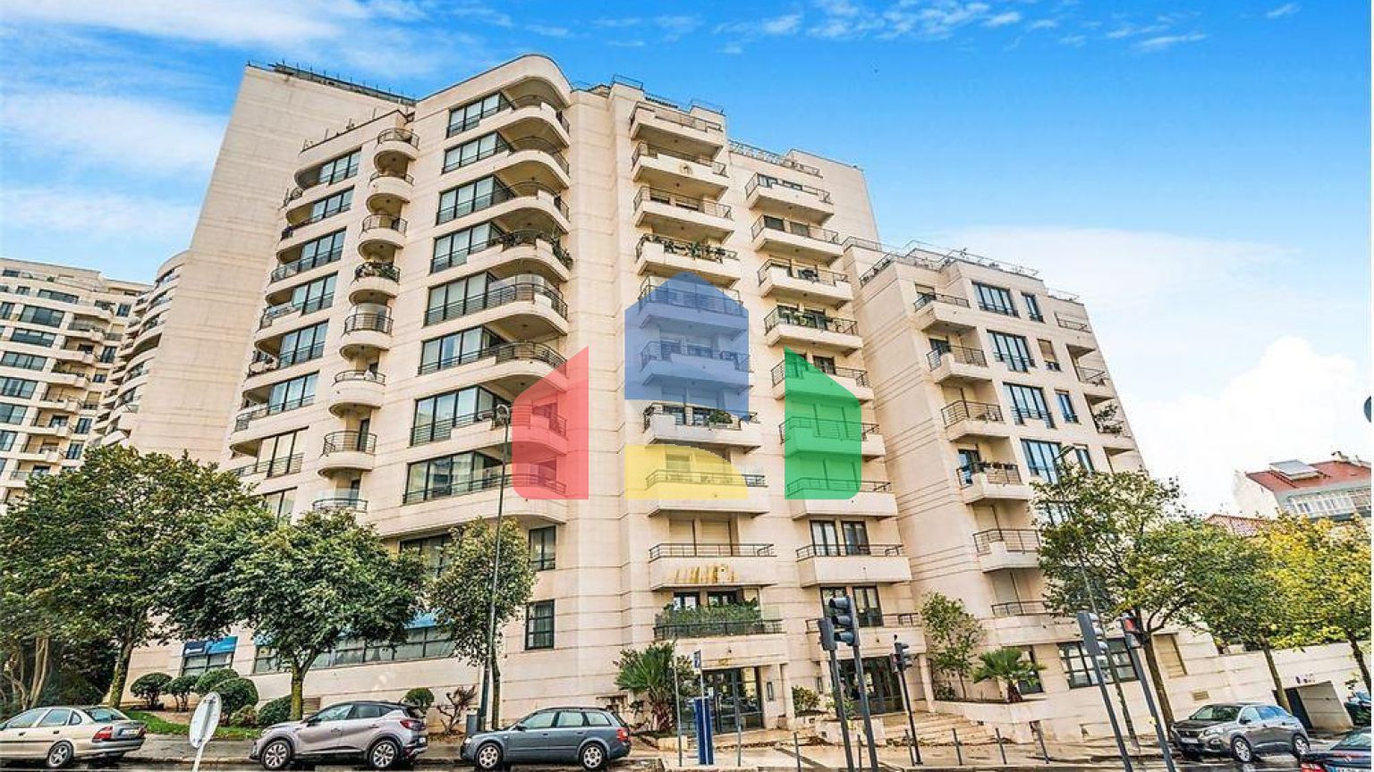 Residential - Condo/Apartment - T1 - Campolide, Lisbon - PT