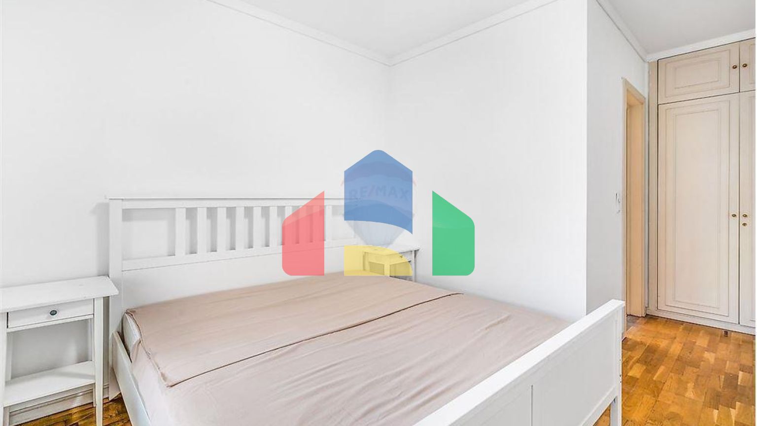 Residential - Condo/Apartment - T1 - Campolide, Lisbon - PT