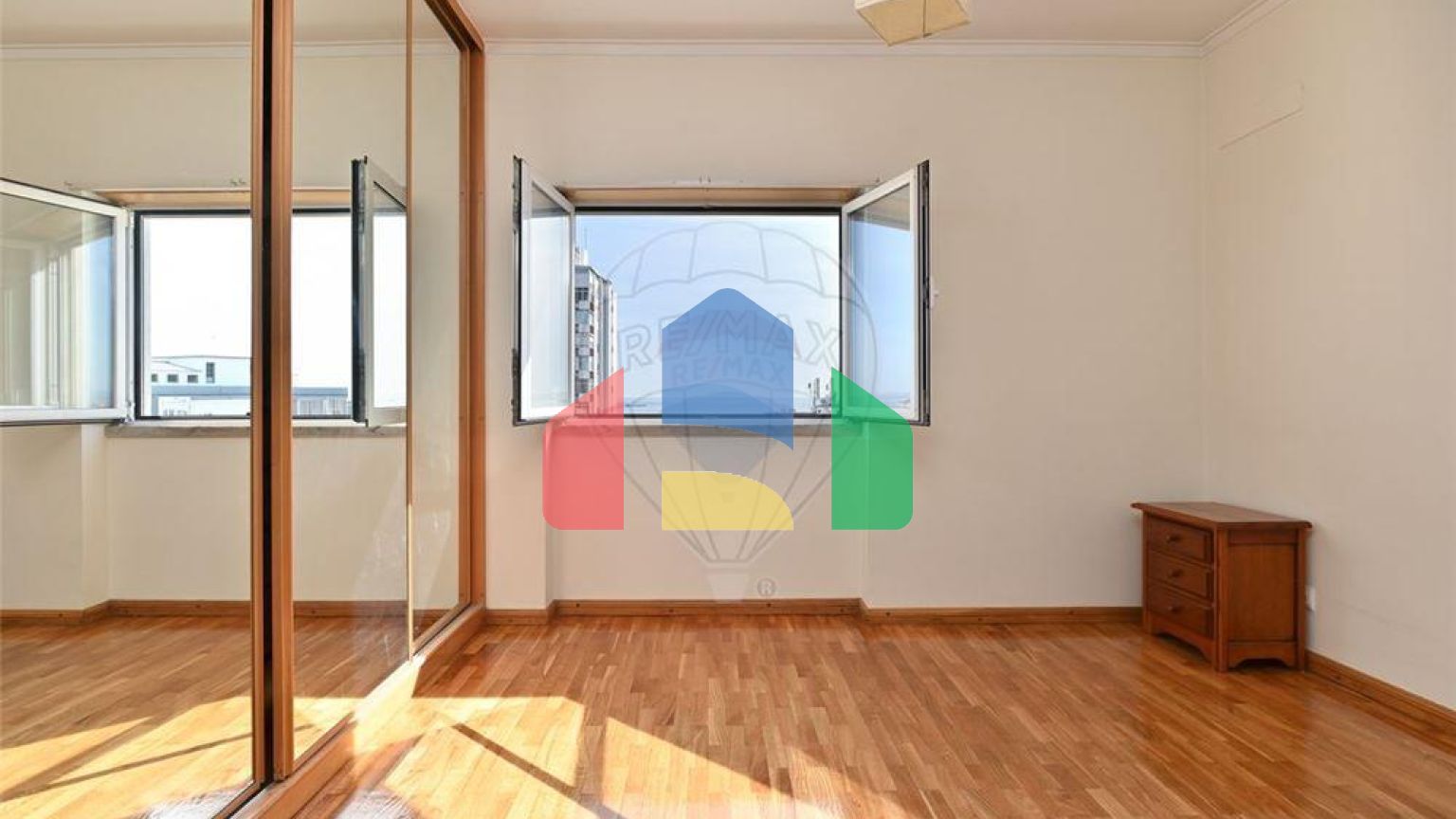 Residential - Condo/Apartment - T3 - Cascais e Estoril, Cascais - PT