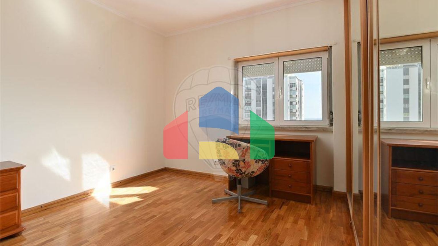 Residential - Condo/Apartment - T3 - Cascais e Estoril, Cascais - PT