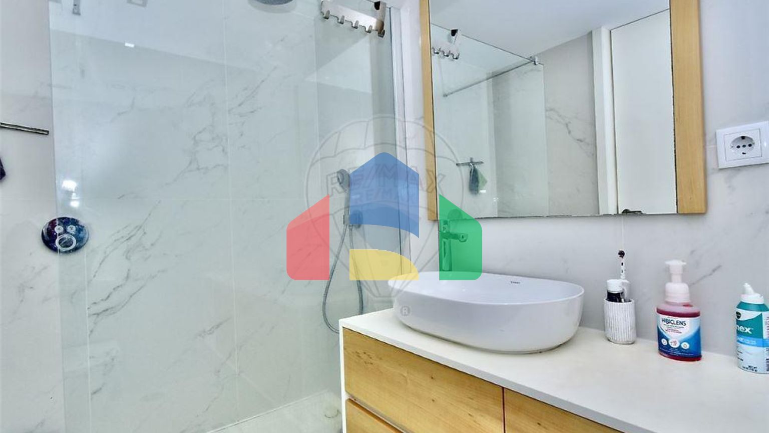 Residential - Condo/Apartment - T3 - Cascais e Estoril, Cascais - PT