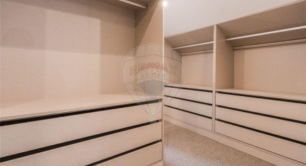 Residential - Single Family Home - T5 - Cascais e Estoril, Cascais - PT
