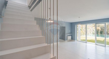 Residential - Single Family Home - T5 - Cascais e Estoril, Cascais - PT
