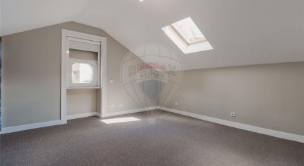 Residential - Single Family Home - T5 - Cascais e Estoril, Cascais - PT