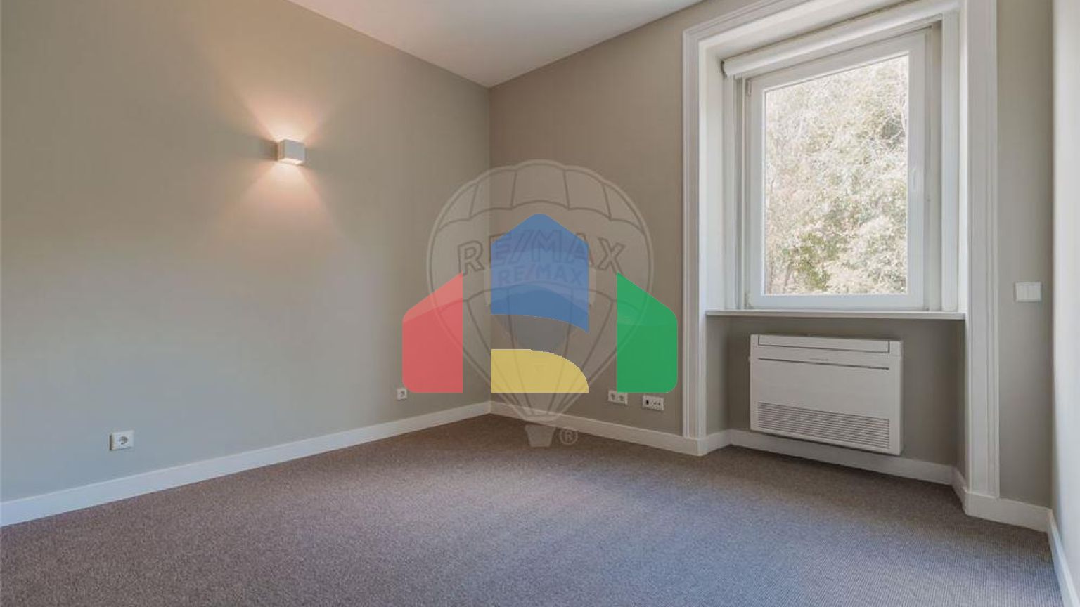 Residential - Single Family Home - T5 - Cascais e Estoril, Cascais - PT