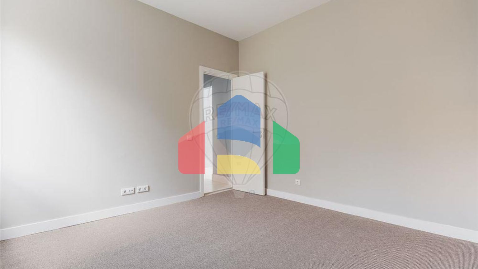 Residential - Single Family Home - T5 - Cascais e Estoril, Cascais - PT