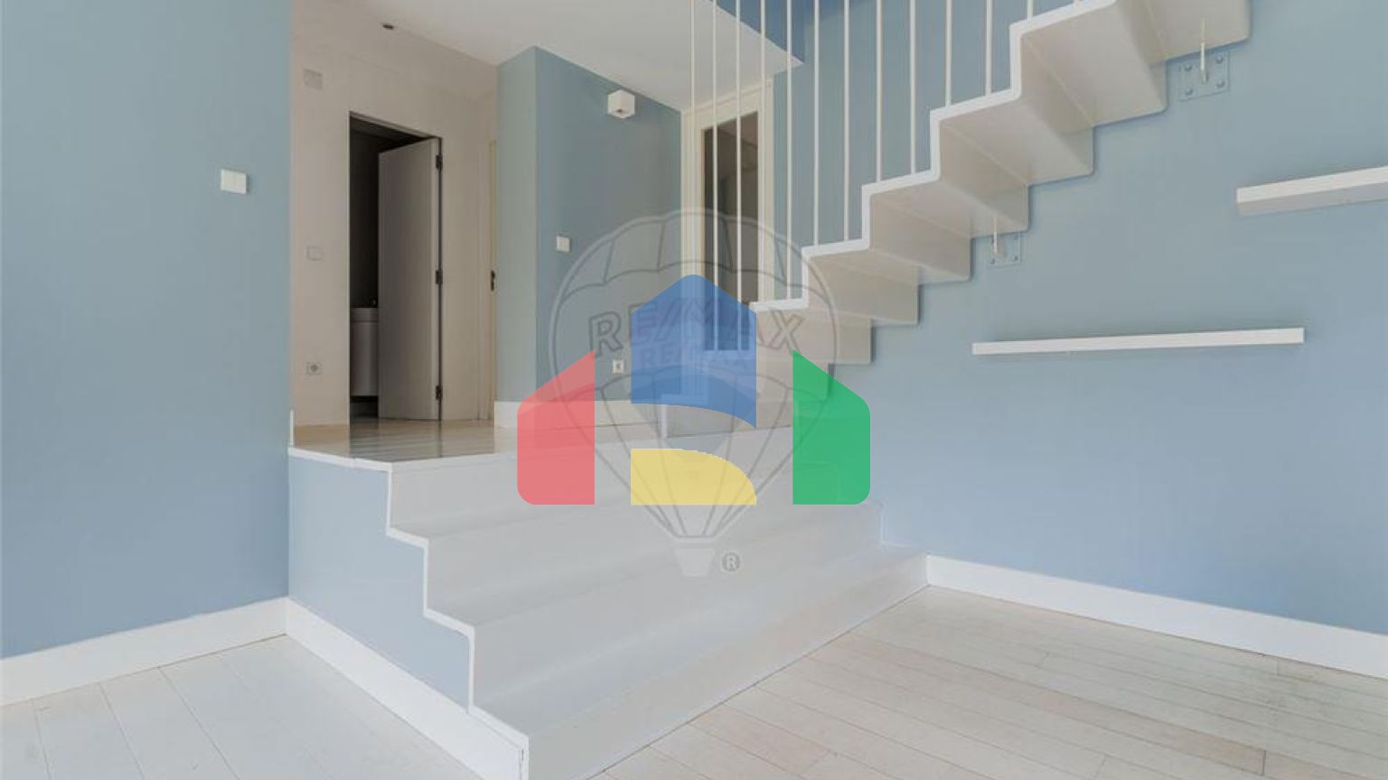 Residential - Single Family Home - T5 - Cascais e Estoril, Cascais - PT