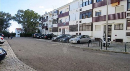 Residential - Condo/Apartment - T2 - Cascais e Estoril, Cascais - PT