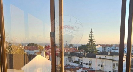 Residential - Condo/Apartment - T2 - Cascais e Estoril, Cascais - PT