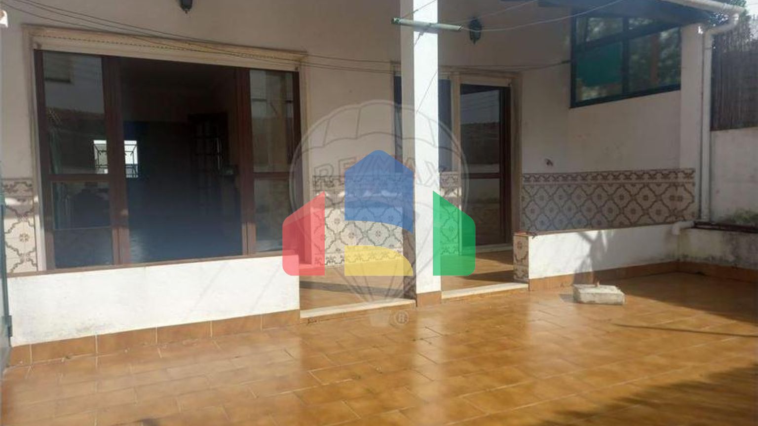 Residential - Single Family Home - T3 - Cascais e Estoril, Cascais - PT