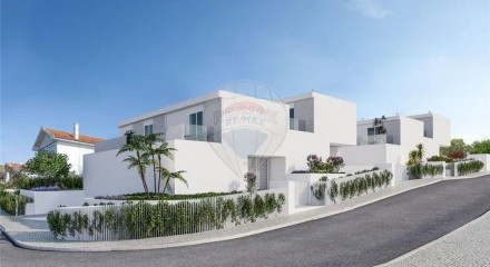 Residential - Single Family Home - T3 - Cascais e Estoril, Cascais - PT