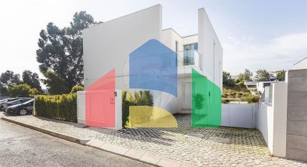 Residential - Single Family Home - T3 - Cascais e Estoril, Cascais - PT